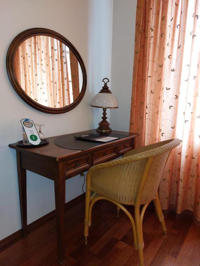 Hotel Goldener Stern Sankt Ingbert Εξωτερικό φωτογραφία