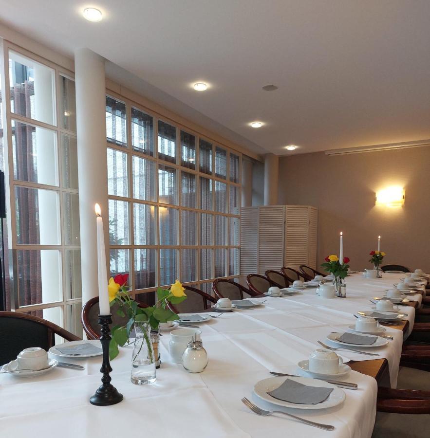 Hotel Goldener Stern Sankt Ingbert Εξωτερικό φωτογραφία