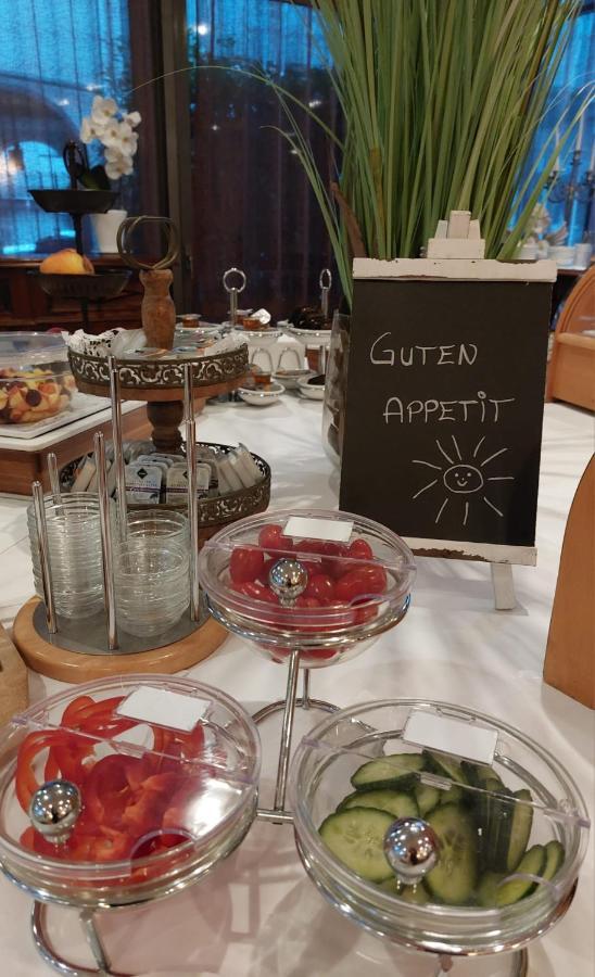 Hotel Goldener Stern Sankt Ingbert Εξωτερικό φωτογραφία